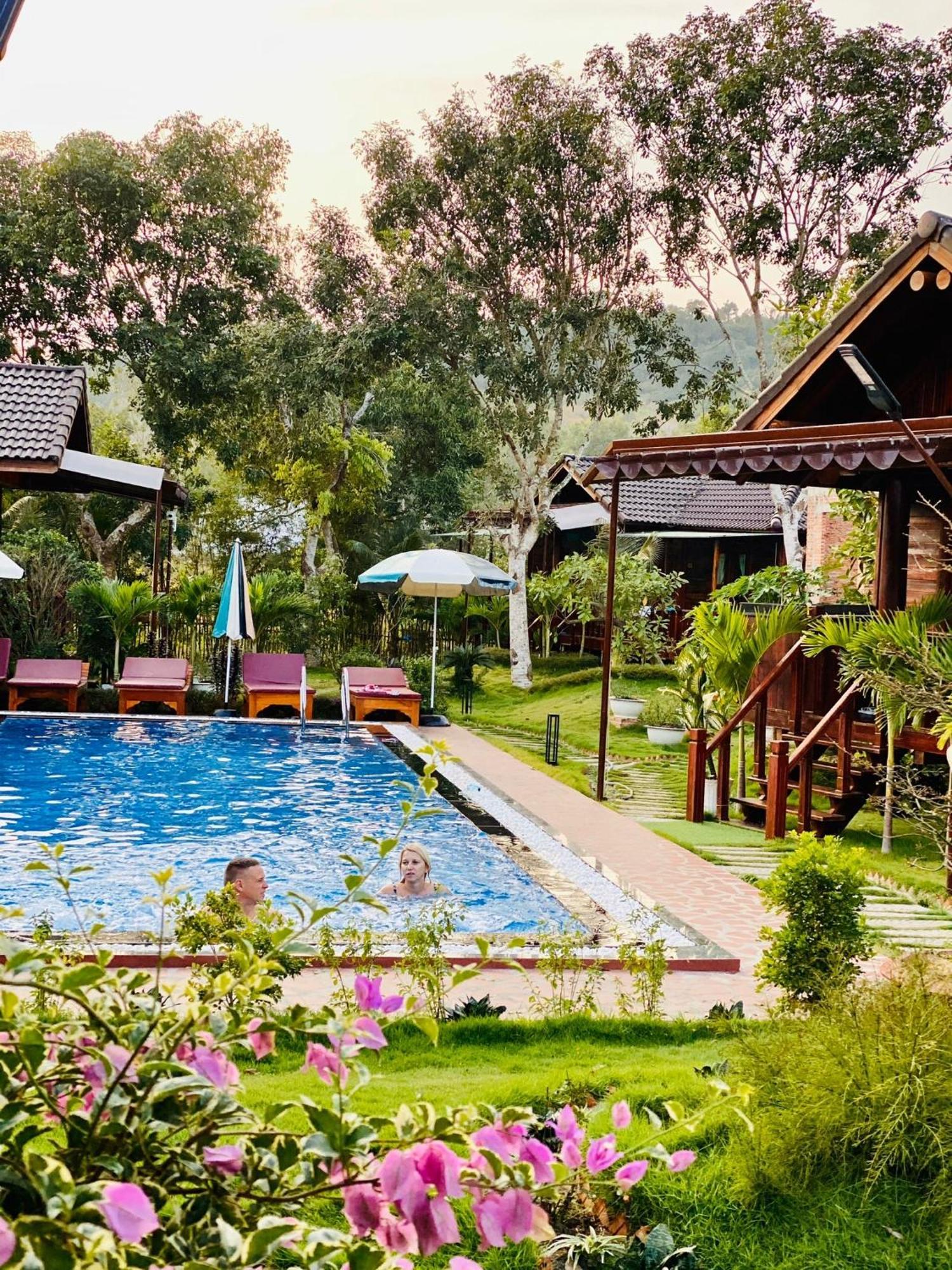 Anna Pham Wooden Bungalow Phu Quoc Bagian luar foto