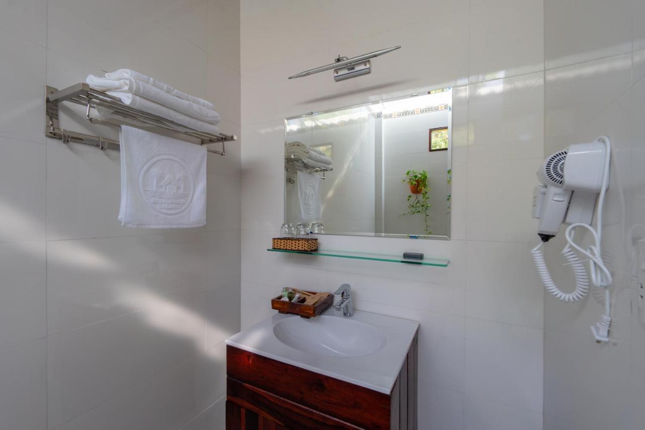 Anna Pham Wooden Bungalow Phu Quoc Bagian luar foto